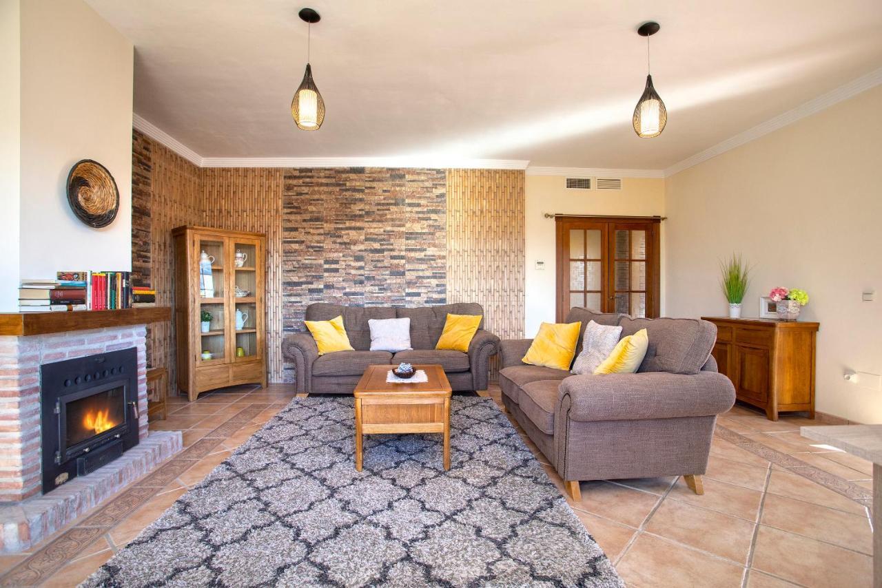 Casa Del Valle Con Piscina Privada Villa Alcaucín Dış mekan fotoğraf