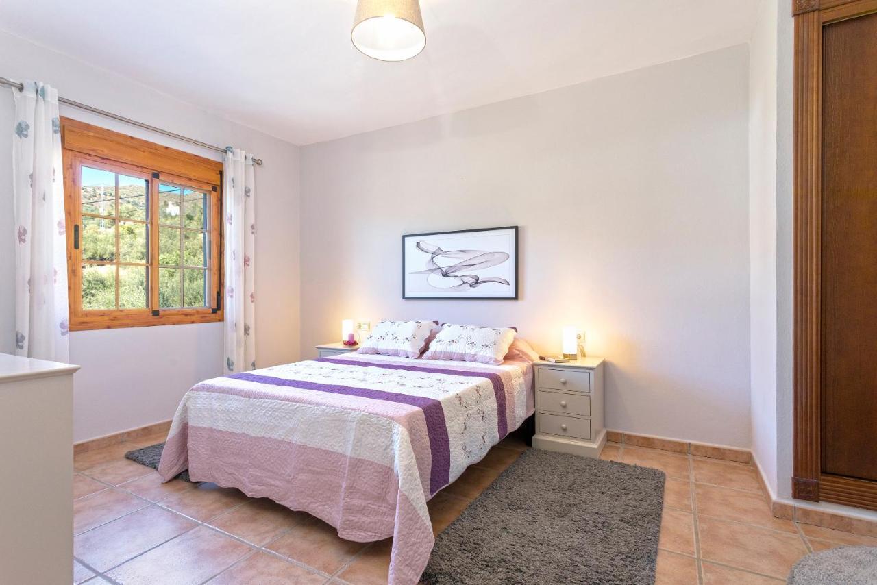 Casa Del Valle Con Piscina Privada Villa Alcaucín Dış mekan fotoğraf