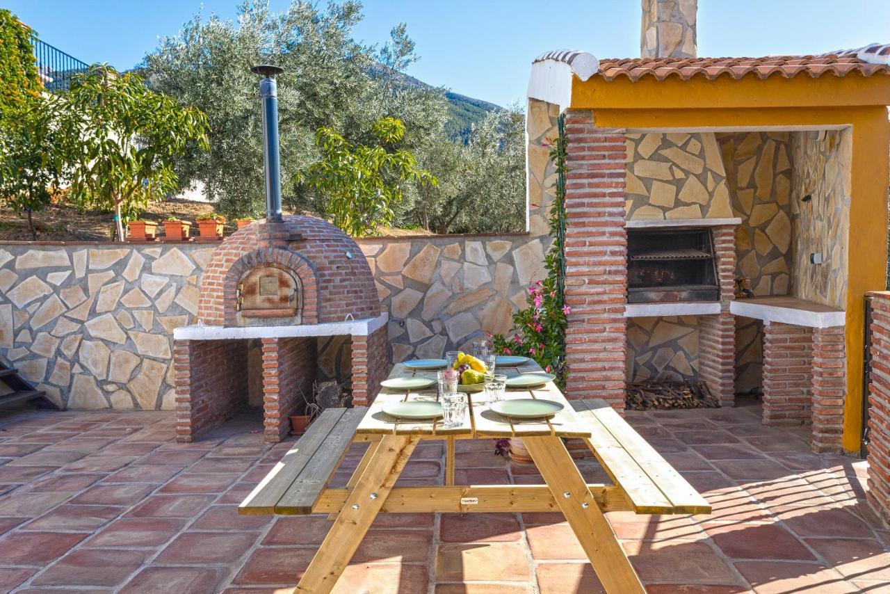 Casa Del Valle Con Piscina Privada Villa Alcaucín Dış mekan fotoğraf