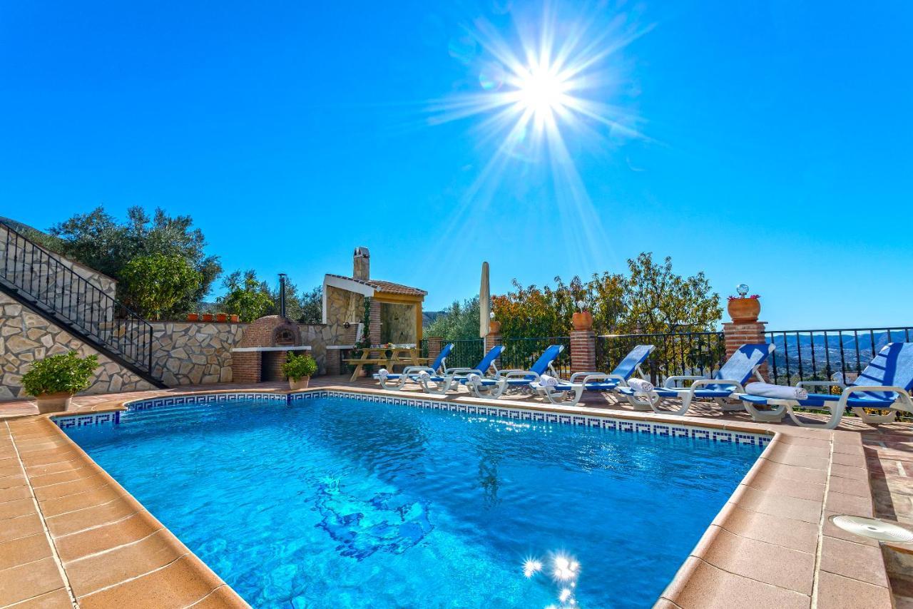Casa Del Valle Con Piscina Privada Villa Alcaucín Dış mekan fotoğraf